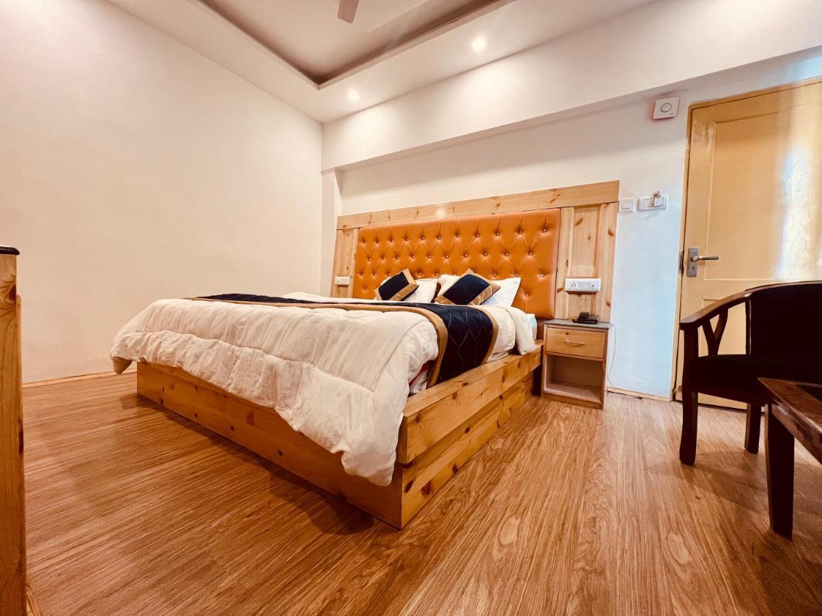 Hotel Lemoon Tree Manāli Dış mekan fotoğraf