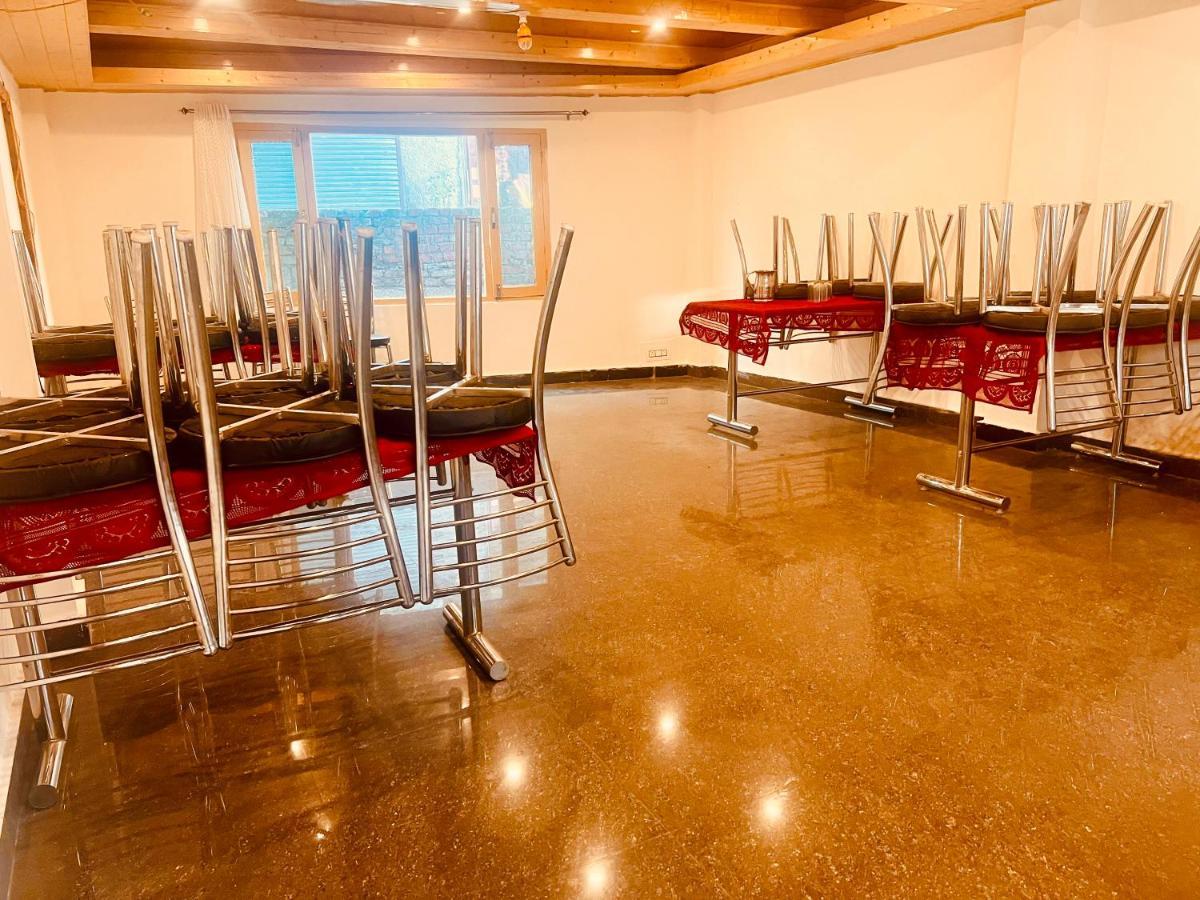 Hotel Lemoon Tree Manāli Dış mekan fotoğraf
